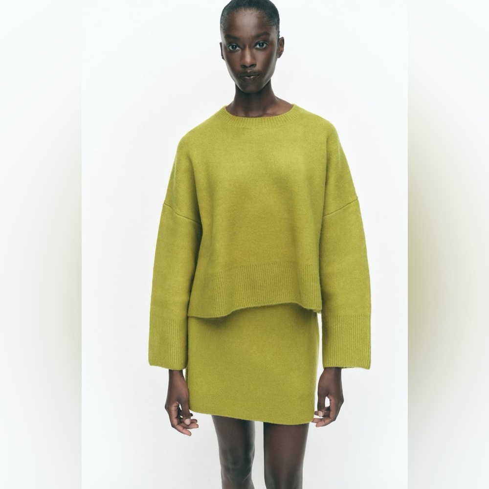 Zara Chartreuse Green Oversized Sweater